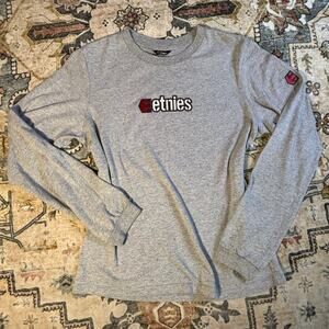 Vintage Y2k Etnies Long Sleeve Shirt Early 2000s Skater Surfer Gray Tshirt Small